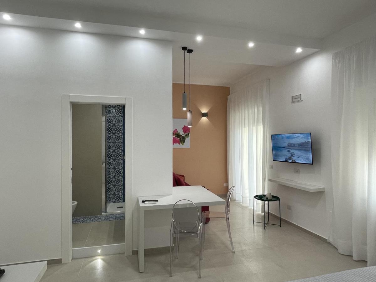 Pianohome Sorrento ปิอาโนดิซอร์เรนโต ภายนอก รูปภาพ