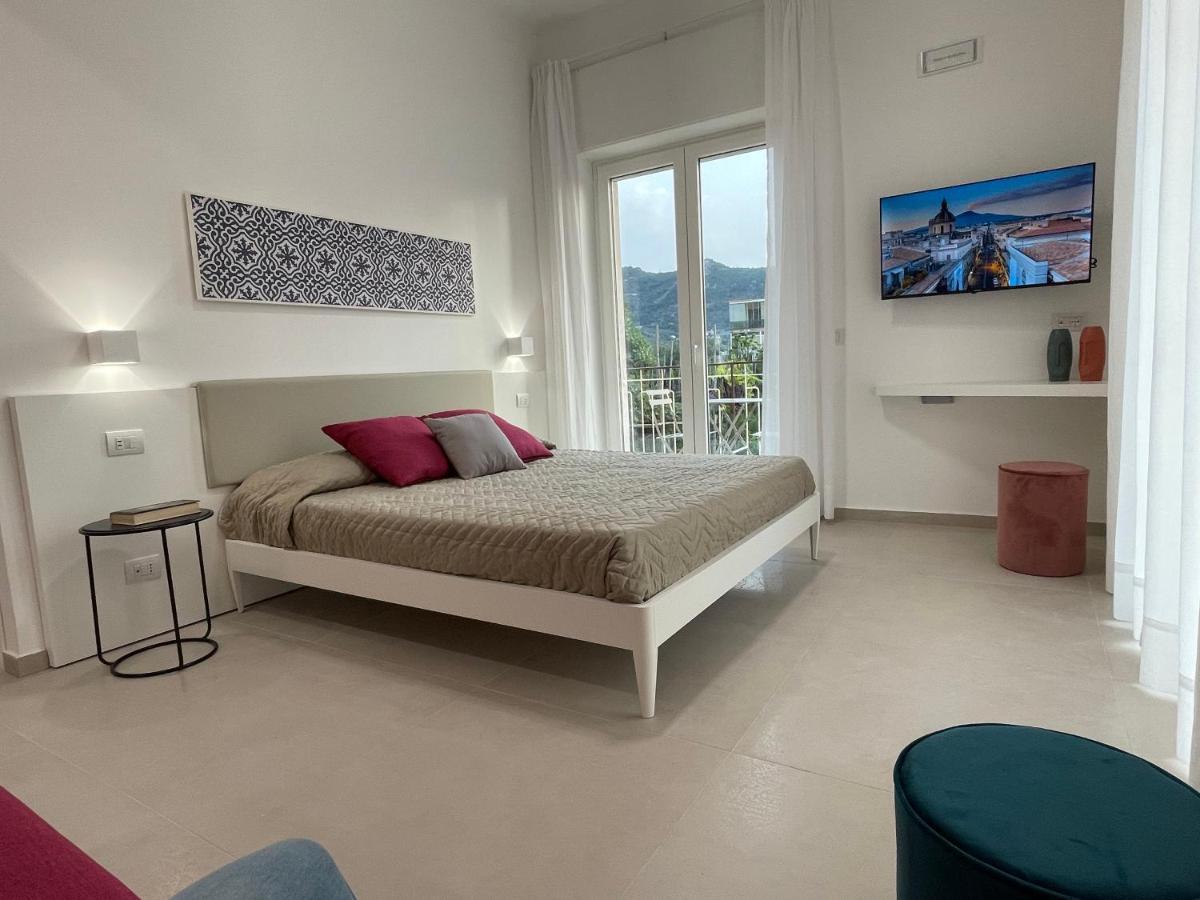 Pianohome Sorrento ปิอาโนดิซอร์เรนโต ภายนอก รูปภาพ