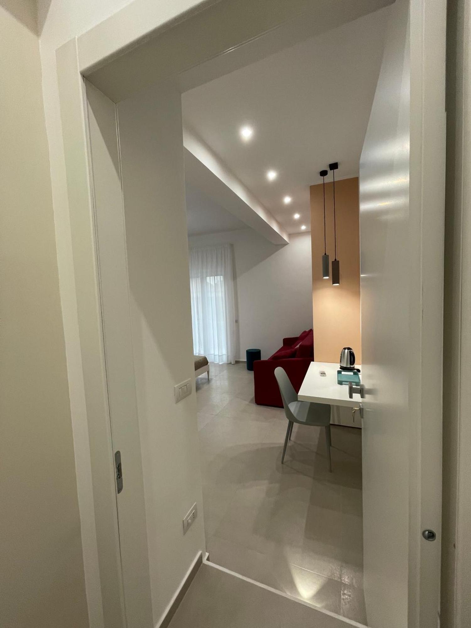 Pianohome Sorrento ปิอาโนดิซอร์เรนโต ภายนอก รูปภาพ